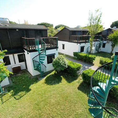 Locazione Turistica Borsetti.14 Holiday home