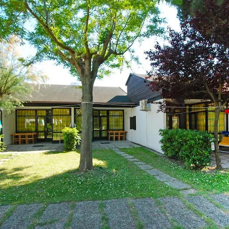 Locazione Turistica Borsetti.14 Holiday home